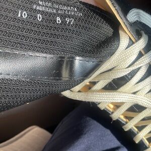 Bauer Black and White Men's hockey skates